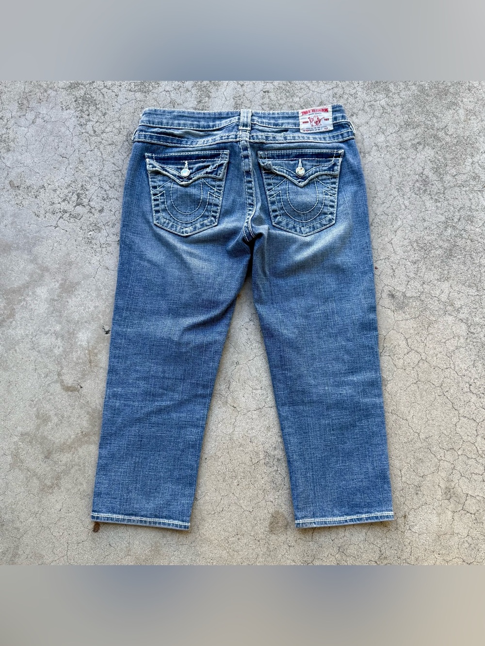 Vintage Y2K True Religion Bedazzled Capri Pants Size 29